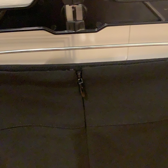 Express Design Studio Women’s Skirt - Picture 5 of 9